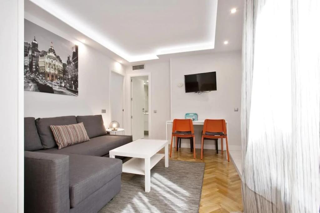 Apartament Gran Via By RegalateMadryt Zewnętrze zdjęcie