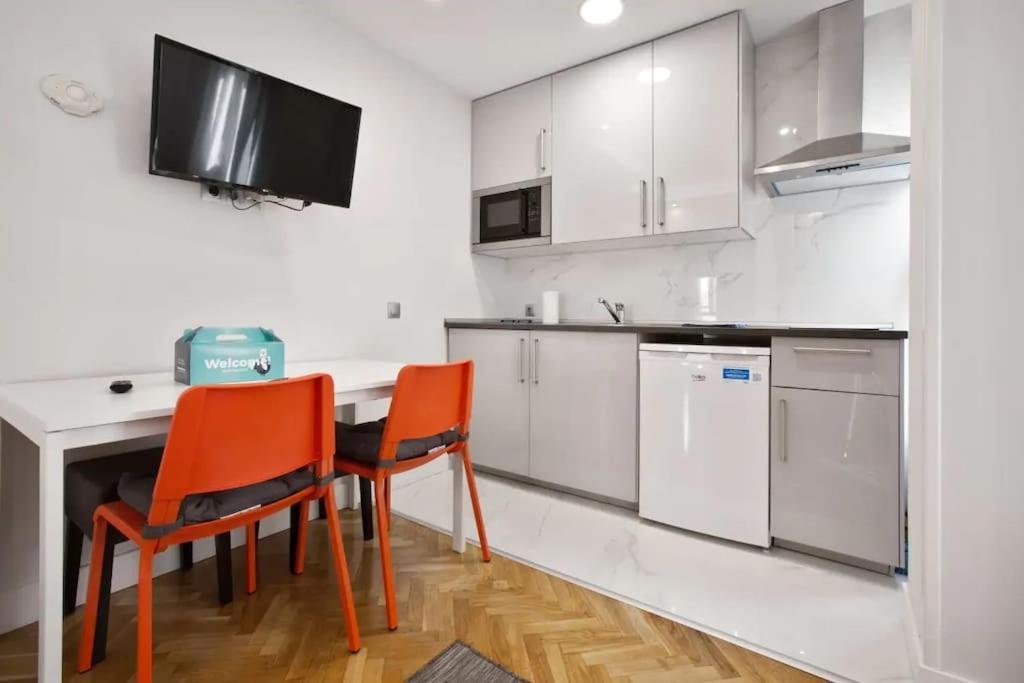 Apartament Gran Via By RegalateMadryt Zewnętrze zdjęcie