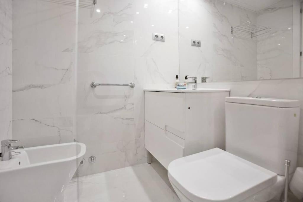 Apartament Gran Via By RegalateMadryt Zewnętrze zdjęcie